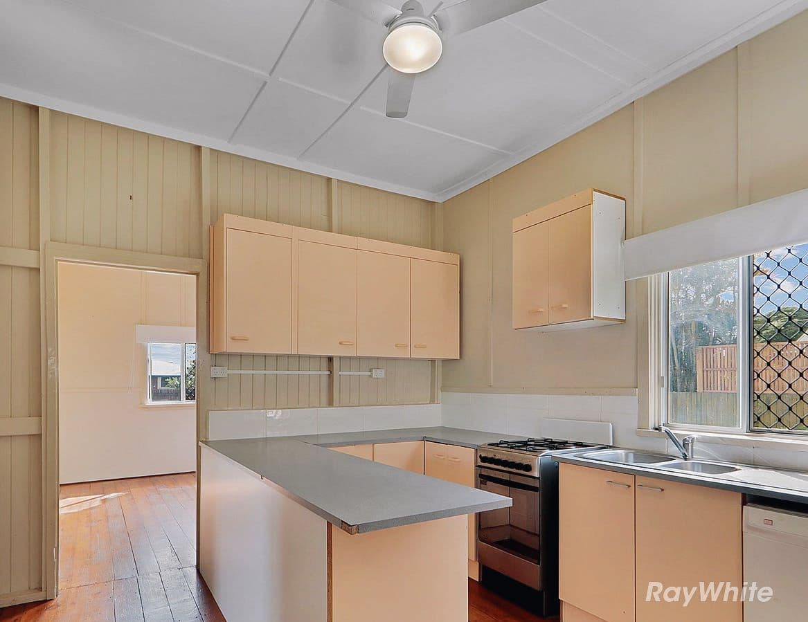 180 Elliott Heads Road, Avenell Heights QLD 4670, Avenell Heights - Thumbnail 3