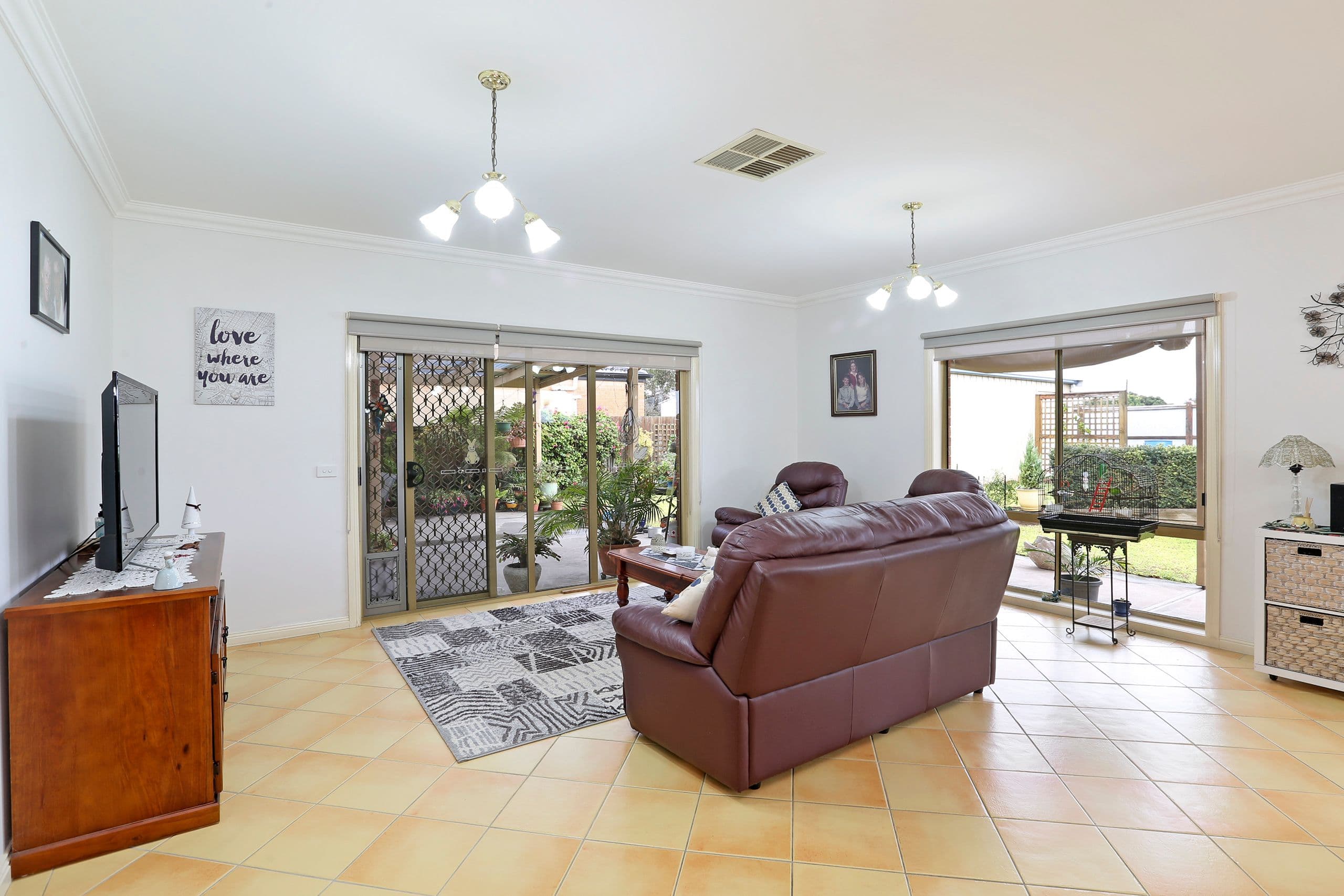 17 Greenleaf Drive, Lara VIC 3212, Lara - Thumbnail 3