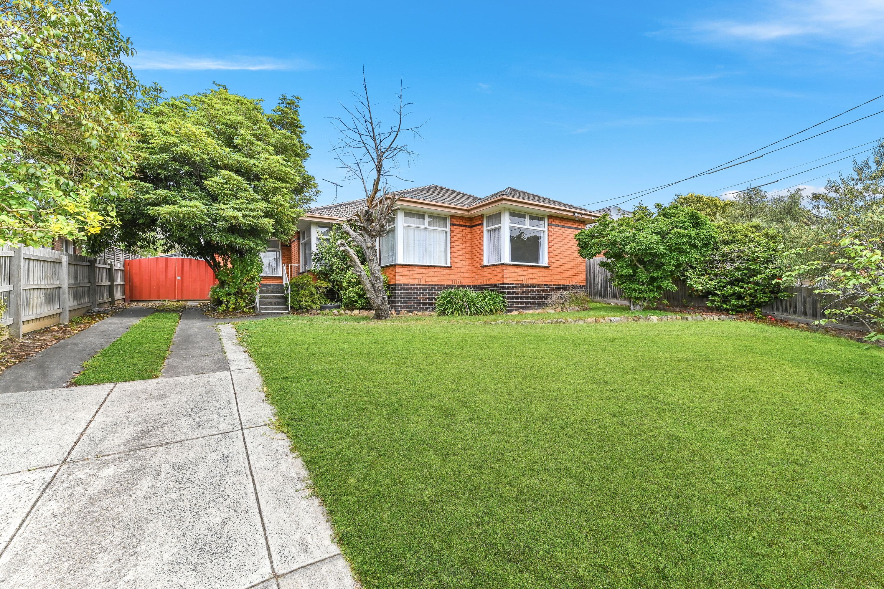 52 Catherine Avenue, Mount Waverley VIC 3149, Mount Waverley - Image 1