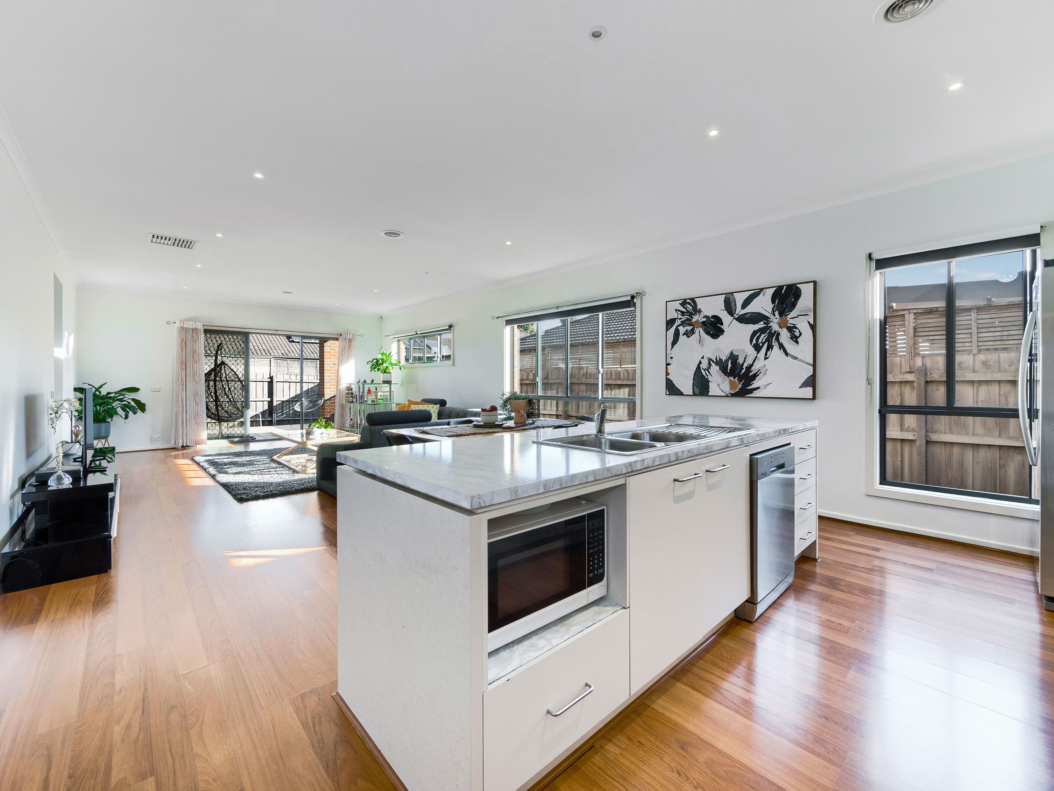 18 Black Wattle Way, Cranbourne VIC 3977, Cranbourne - Thumbnail 2