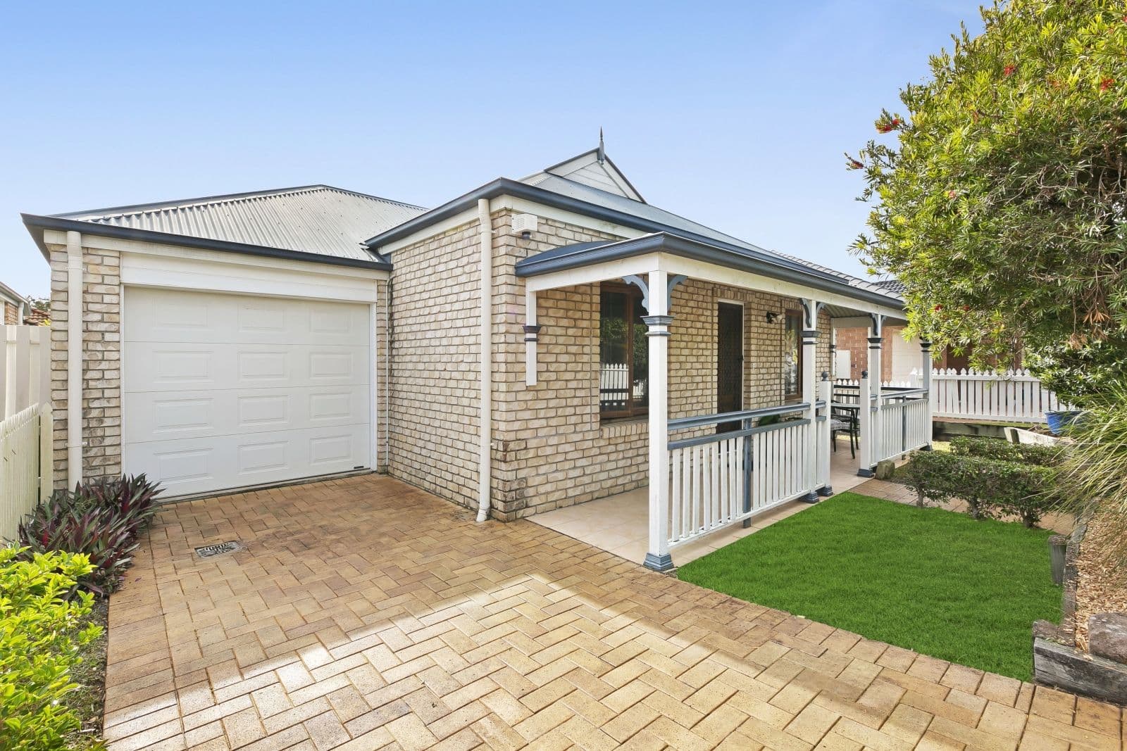 7 Grenada Court, Varsity Lakes QLD 4227, Varsity Lakes - Thumbnail 2