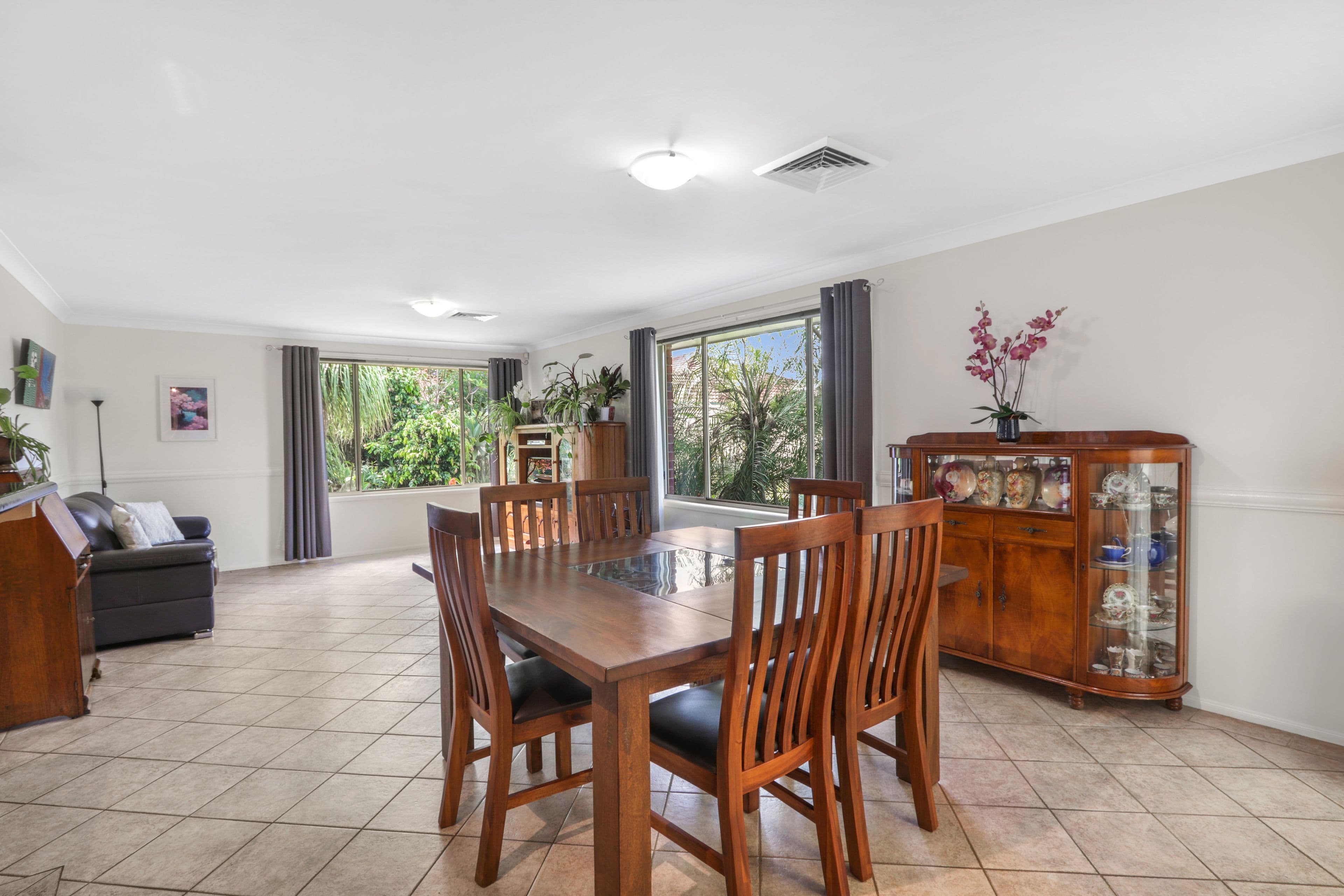 25 Solander Avenue, West Hoxton NSW 2171, West Hoxton - Thumbnail 5