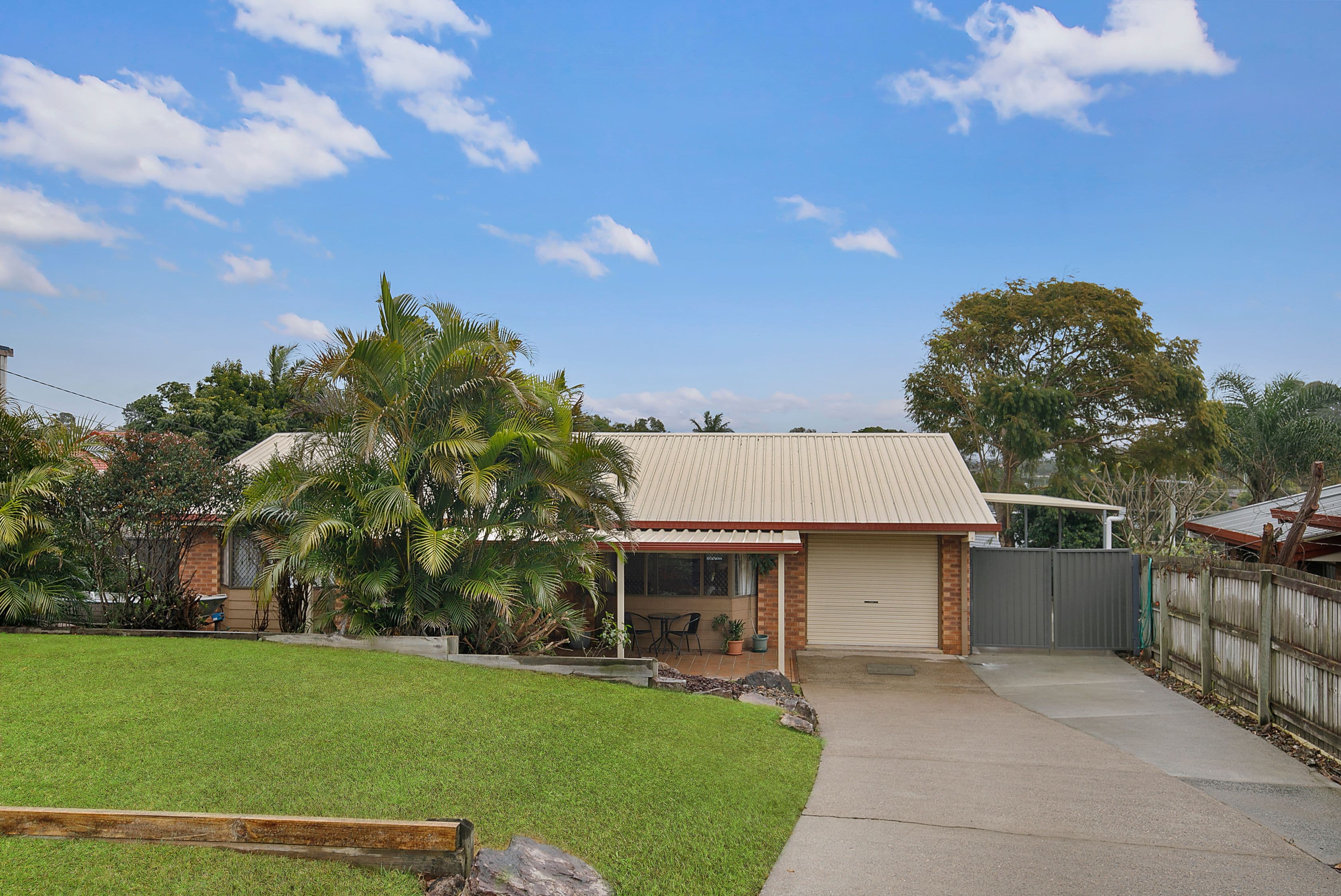 21 Cornwall Crescent, Alexandra Hills QLD 4161, Alexandra Hills - Thumbnail 2