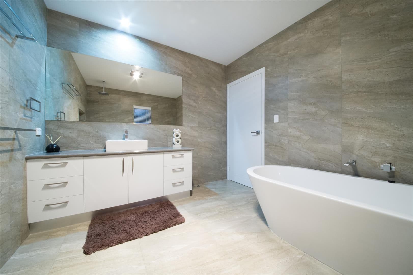 19 Tucker Road, RIORDANVALE QLD 4800, Riordanvale - Thumbnail 8