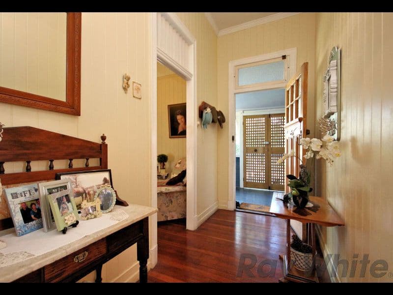 23 Park Street, Ipswich QLD 4305, Ipswich - Thumbnail 4