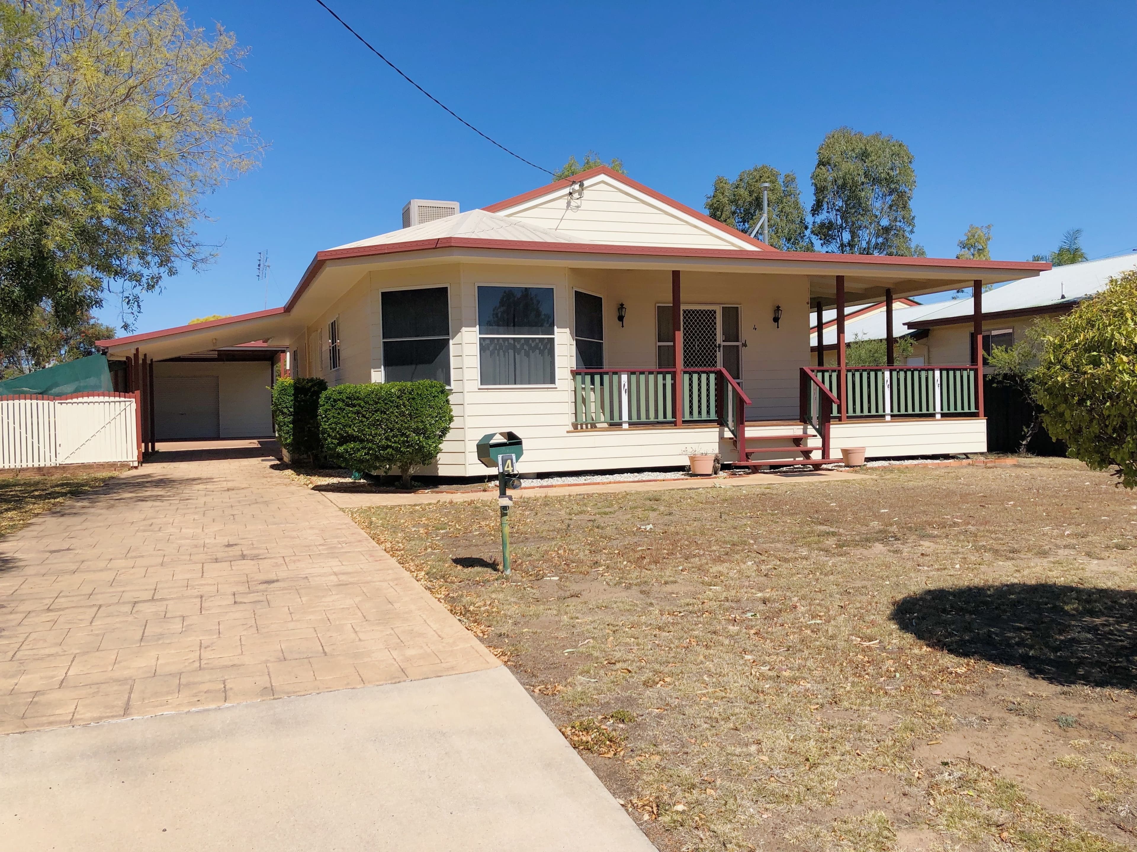 4 College Crescent, Dalby QLD 4405, Dalby - Image 1