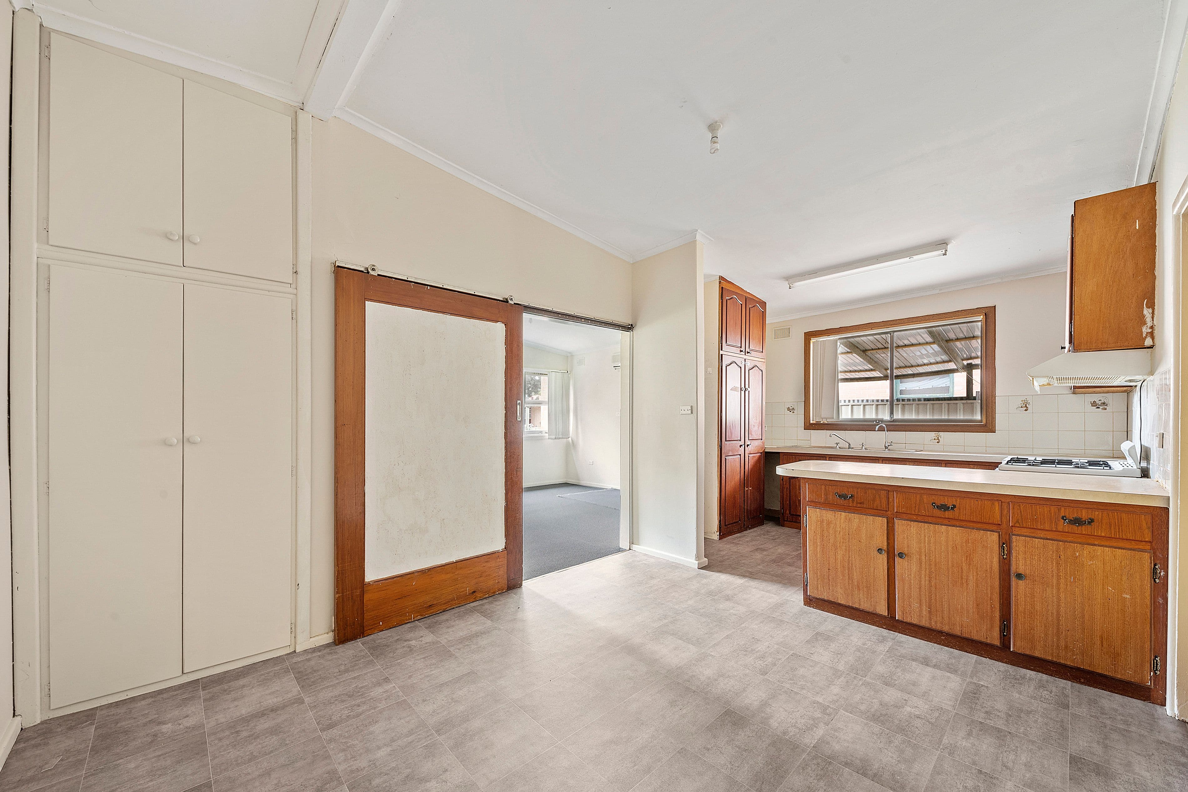 10 Lindsay Street, Elizabeth Downs SA 5113, Elizabeth Downs - Thumbnail 4