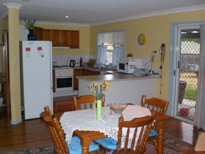 BORONIA HEIGHTS QLD 4124, Boronia Heights - Thumbnail 3