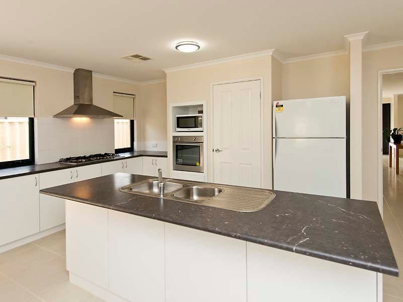 25 Turtledove Road, HARRISDALE WA 6112, Harrisdale - Image 1