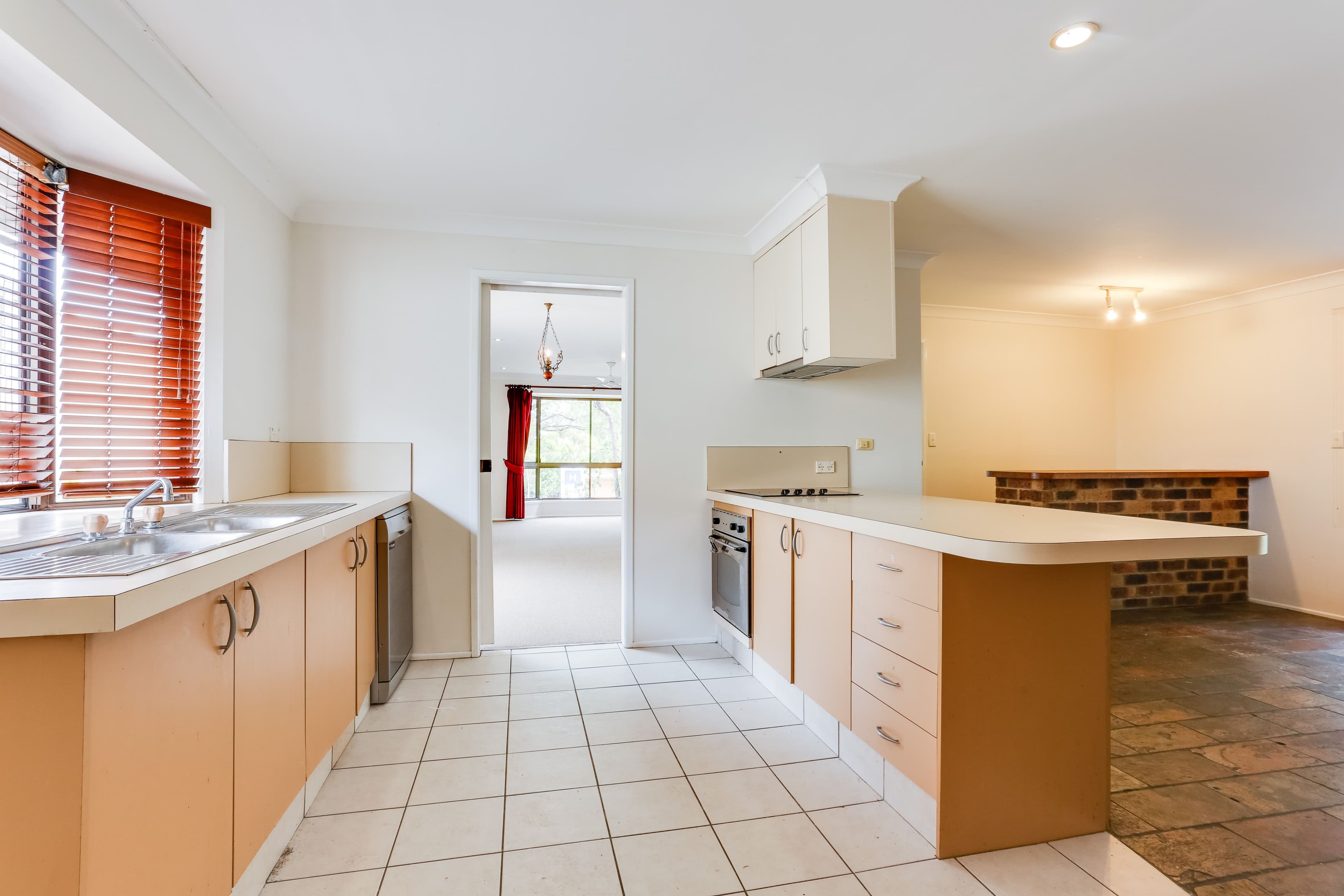 50 Bilkurra Street, Middle Park QLD 4074, Middle Park - Thumbnail 4