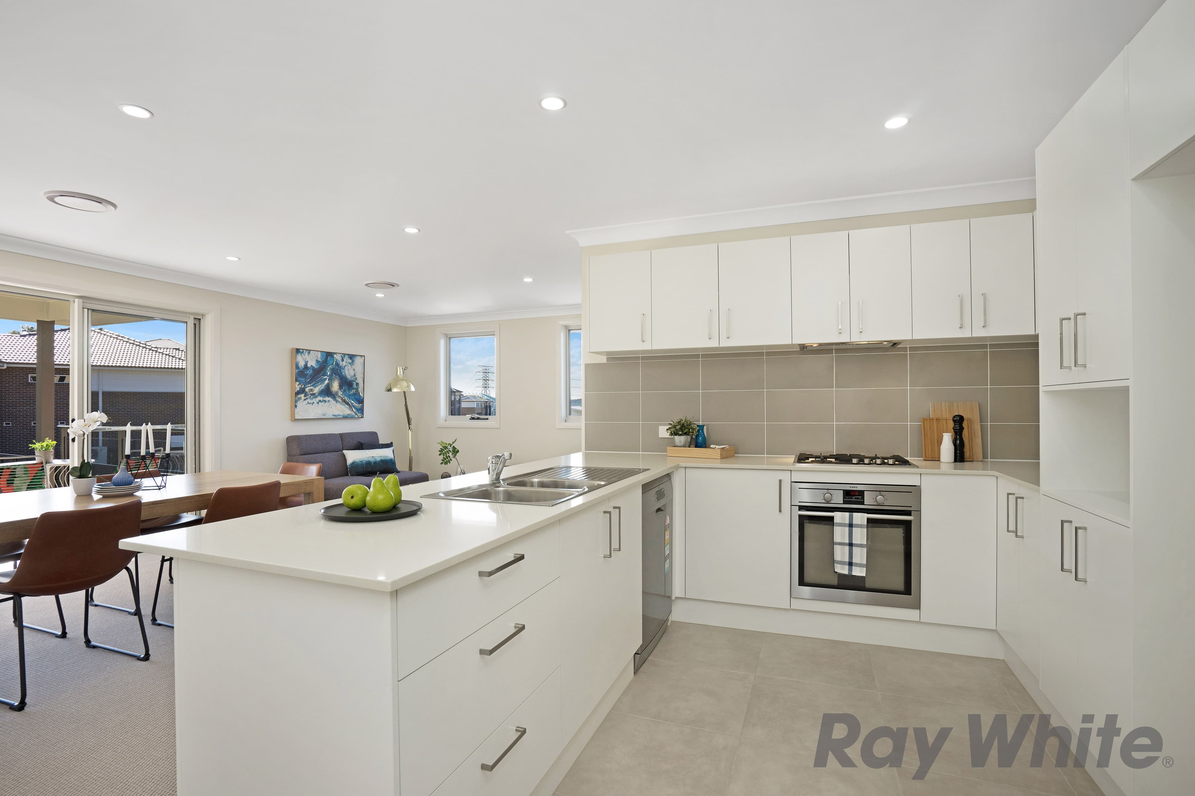 2 Kuraman Close, Macquarie Hills - Thumbnail 2
