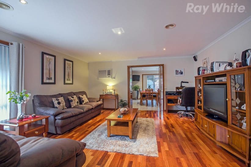 14 Norwood Road, Mill Park VIC 3082, Mill Park - Thumbnail 2