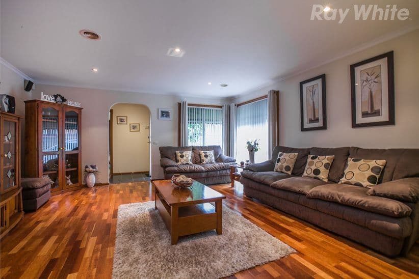 14 Norwood Road, Mill Park VIC 3082, Mill Park - Thumbnail 4