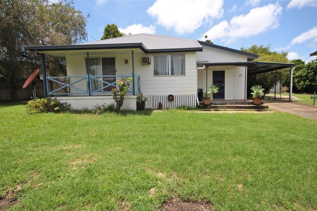 48 Sarina Beach Road, Sarina QLD 4737, Sarina - Image 1