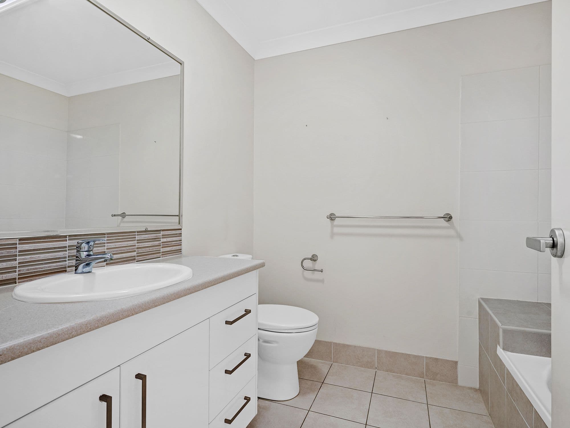 1-13 Chase Close, Underwood QLD 4119, Underwood - Thumbnail 8