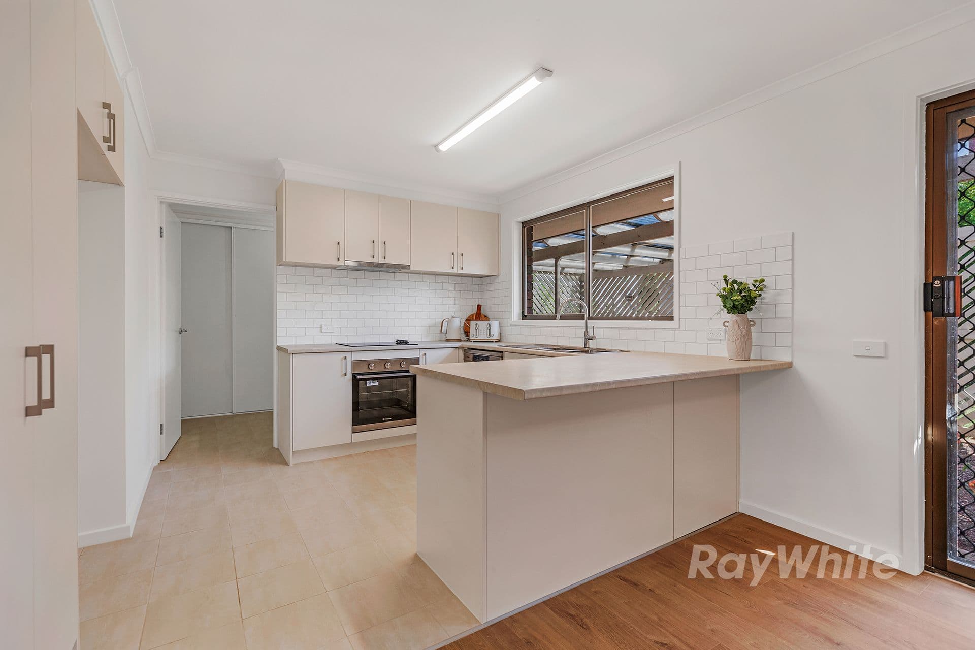 12 Mackay Street, Rochester VIC 3561, Rochester - Thumbnail 4