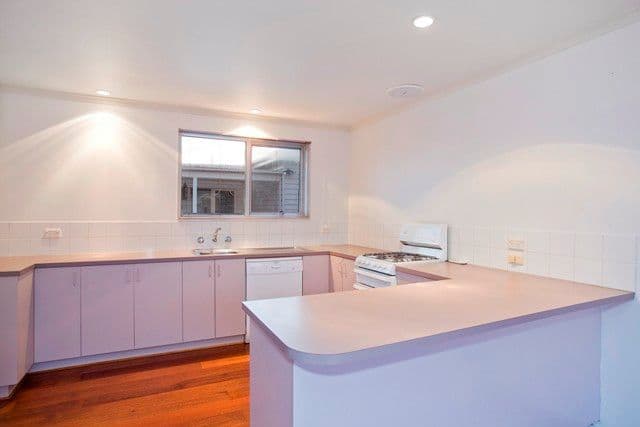 49 Bond Street, NEWTOWN VIC 3220, Newtown - Thumbnail 3