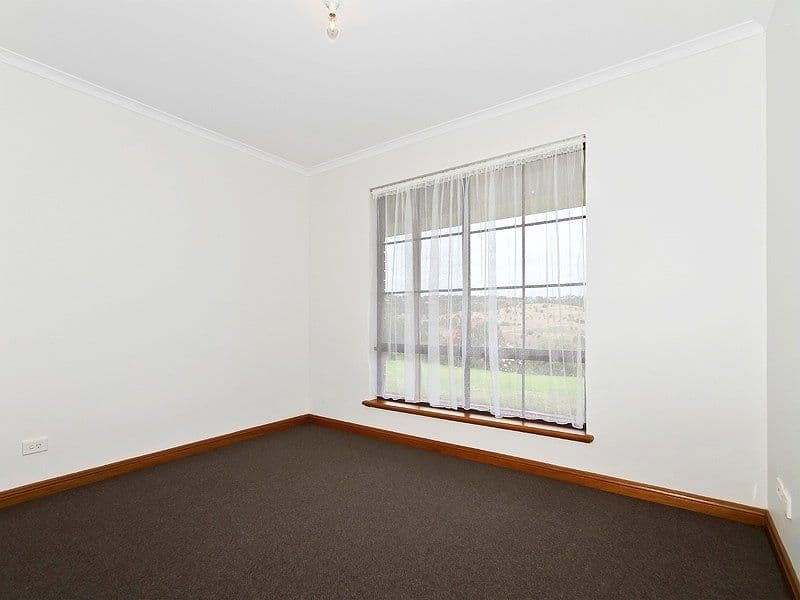 4A Featherstone Drive, Huntfield Heights SA 5163, Huntfield Heights - Thumbnail 8
