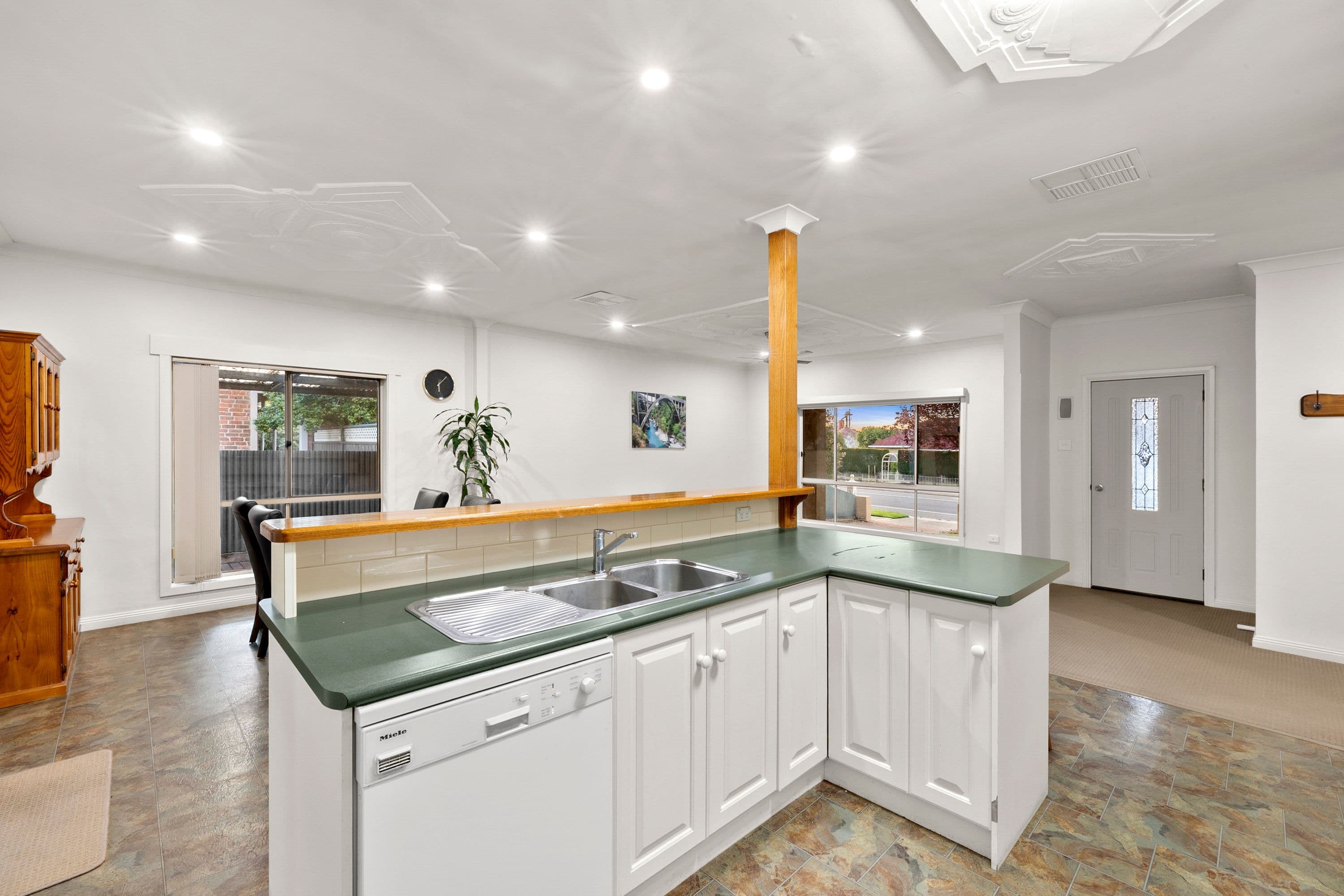 7 Seaby Street, Stawell VIC 3380, Stawell - Thumbnail 5