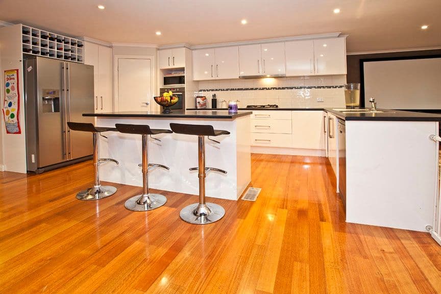 5 Genevieve Court, FERNTREE GULLY VIC 3156, Ferntree Gully - Thumbnail 2