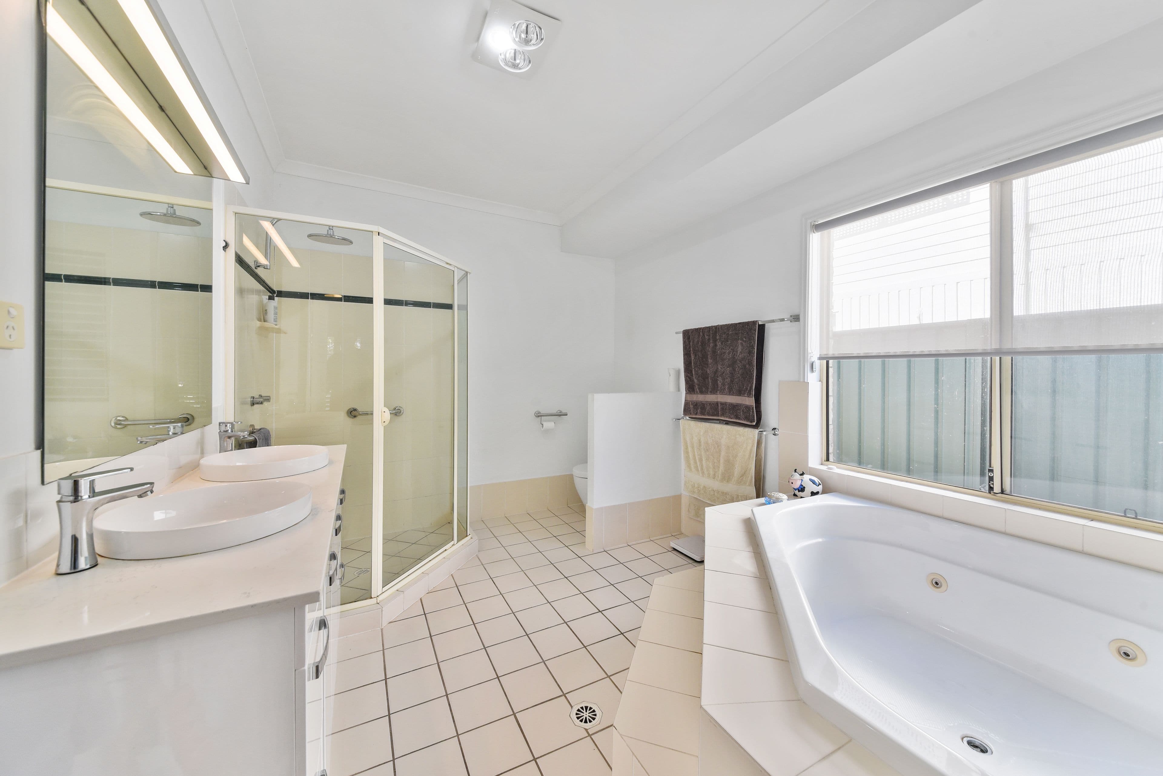 4 Cliff Salisbury Court, Samford Village QLD 4520, Samford Village - Thumbnail 4