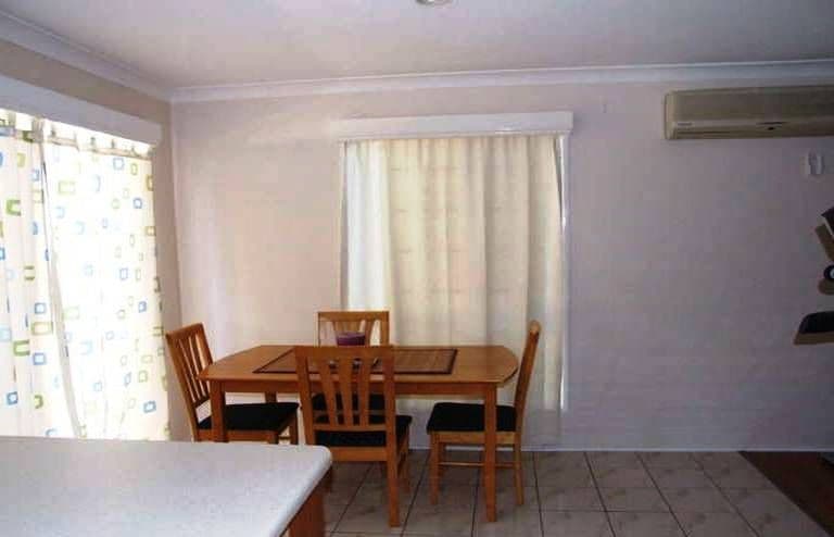 11 Dunbavan Place, NORMAN GARDENS QLD 4701, Norman Gardens - Thumbnail 5