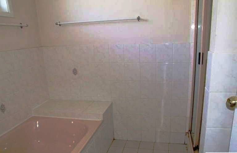 11 Dunbavan Place, NORMAN GARDENS QLD 4701, Norman Gardens - Thumbnail 8
