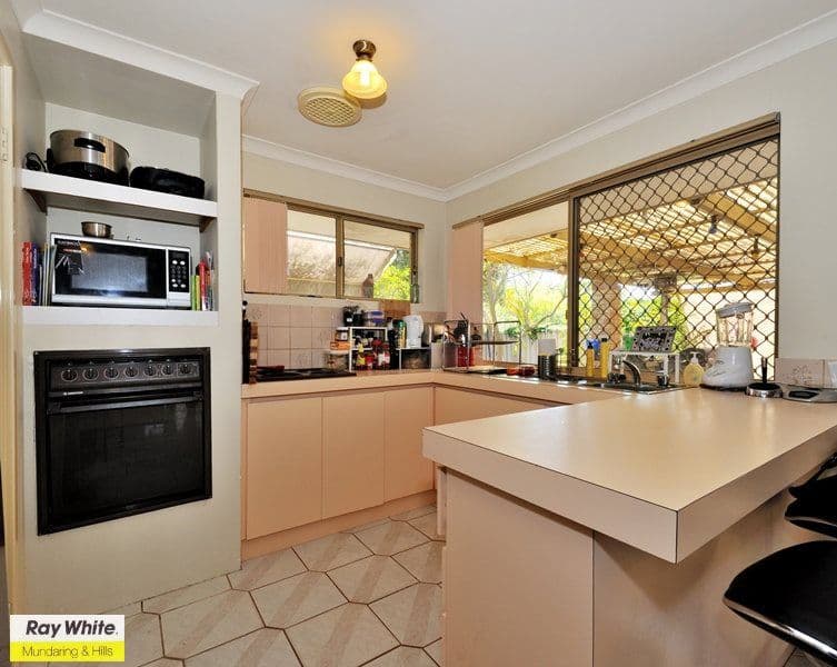 12 Rowe Place, MIDLAND WA 6056, Midland - Thumbnail 2