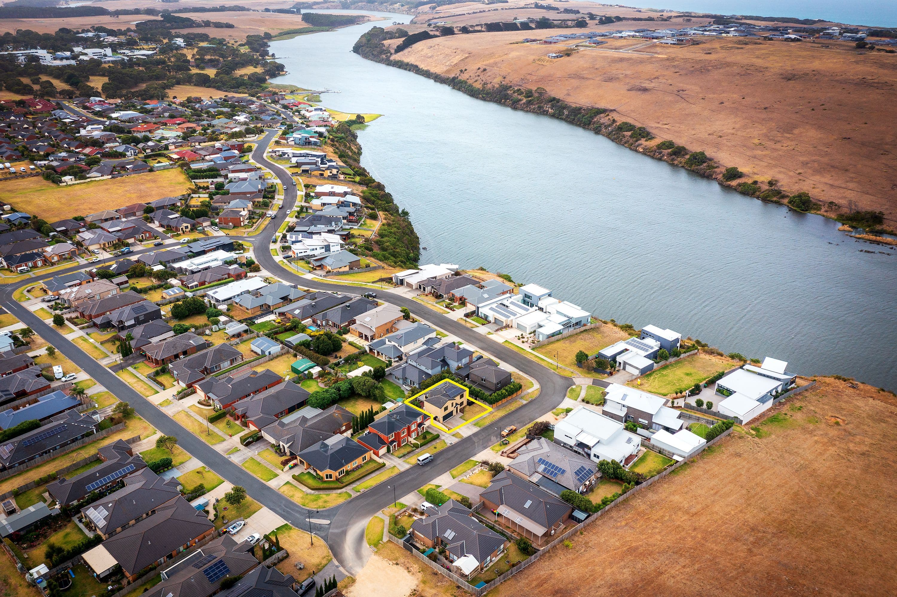 2 Napthine Terrace, Warrnambool VIC 3280, Warrnambool - Thumbnail 8