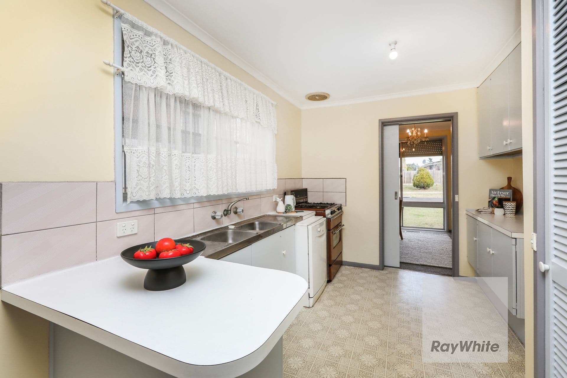 24 Rayner Street, Altona - Thumbnail 6