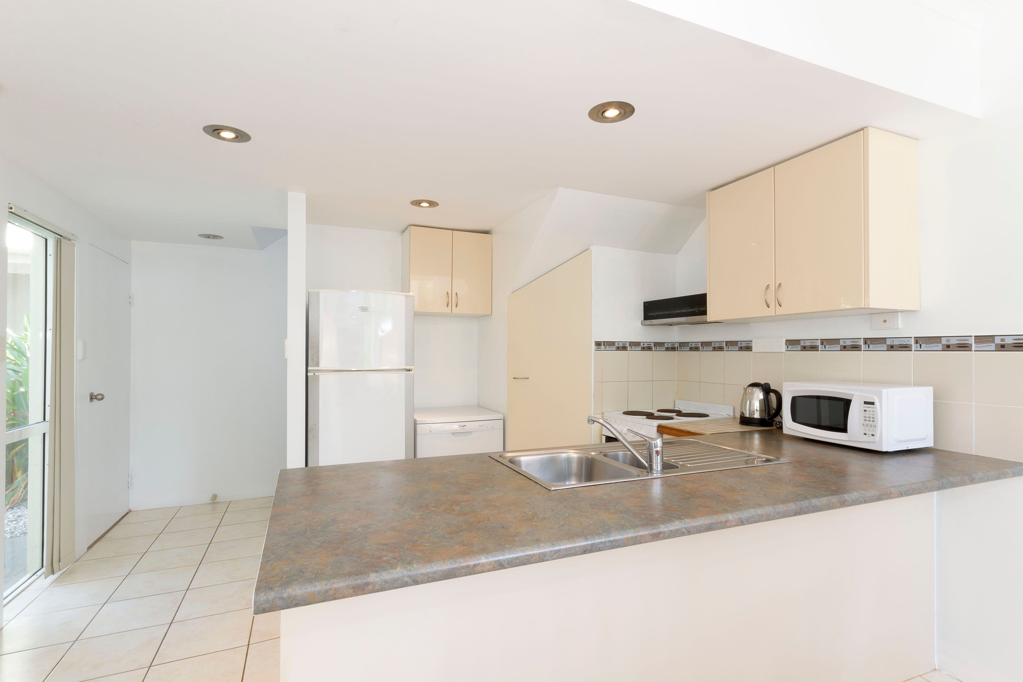119 Davidson Street, Port Douglas QLD 4877, Port Douglas - Thumbnail 4
