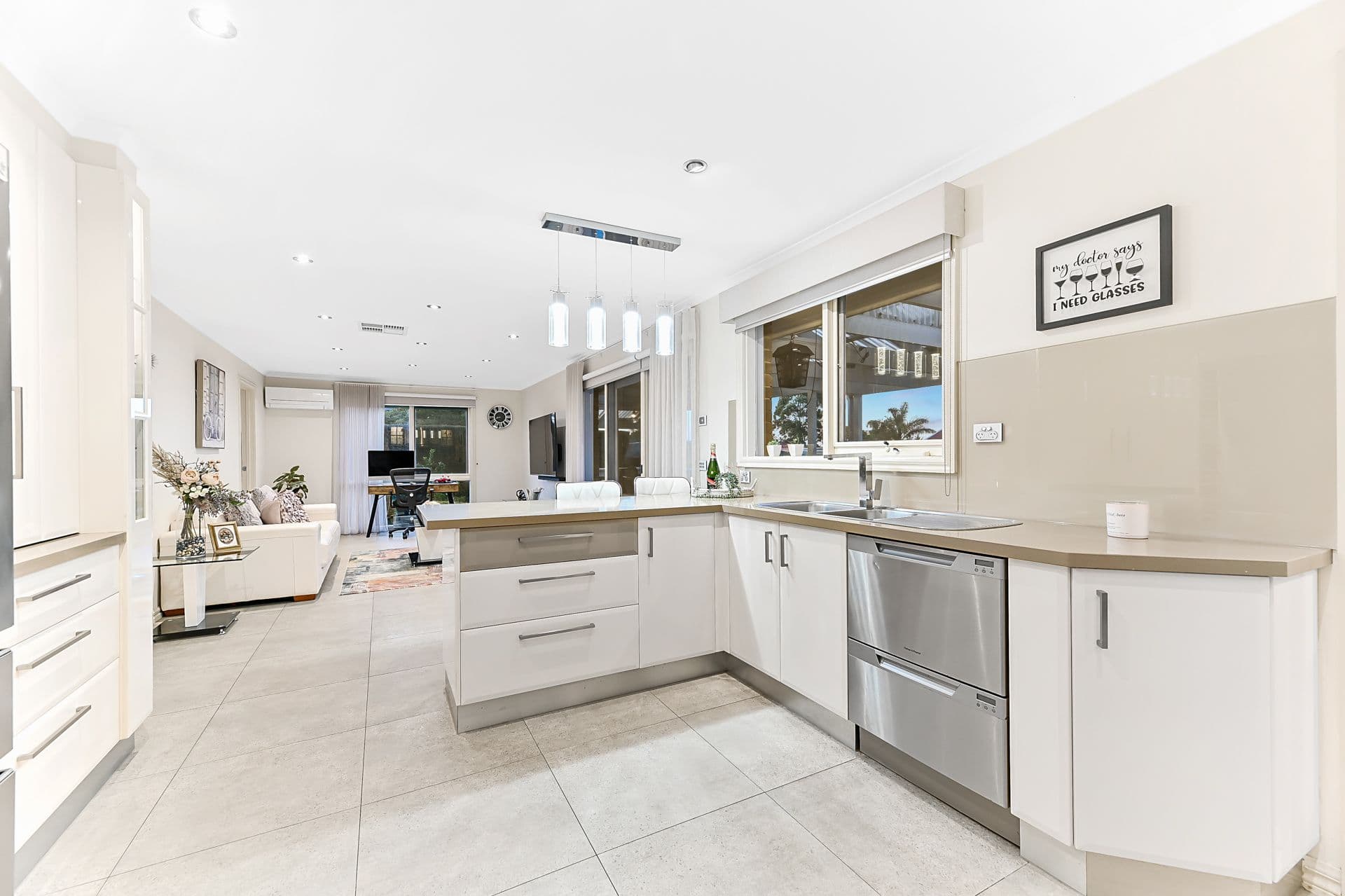 3 Meaghan Court, Rowville VIC 3178, Rowville - Thumbnail 4