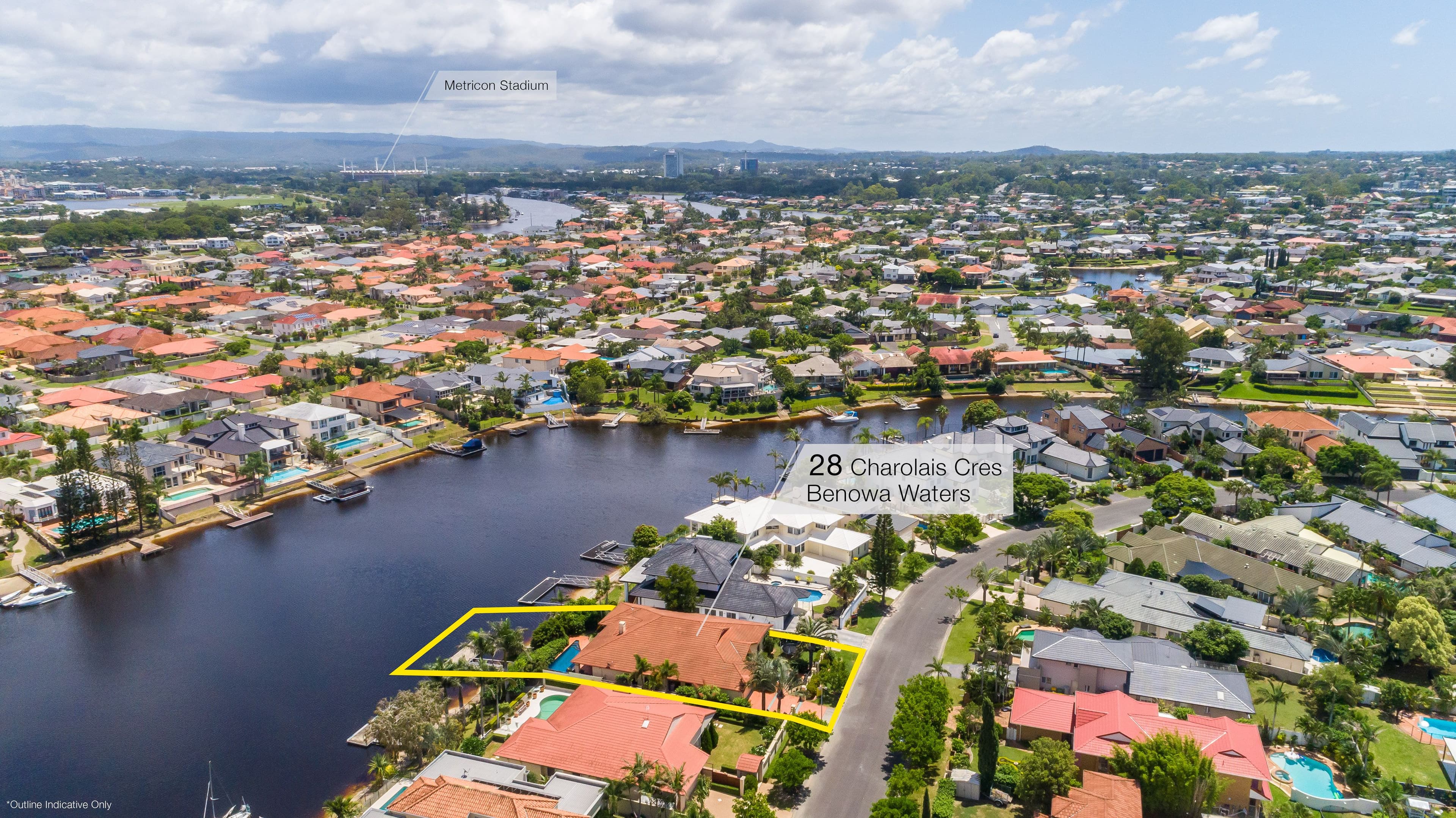 28 Charolais Crescent, Benowa Waters QLD 4217, Benowa - Thumbnail 2