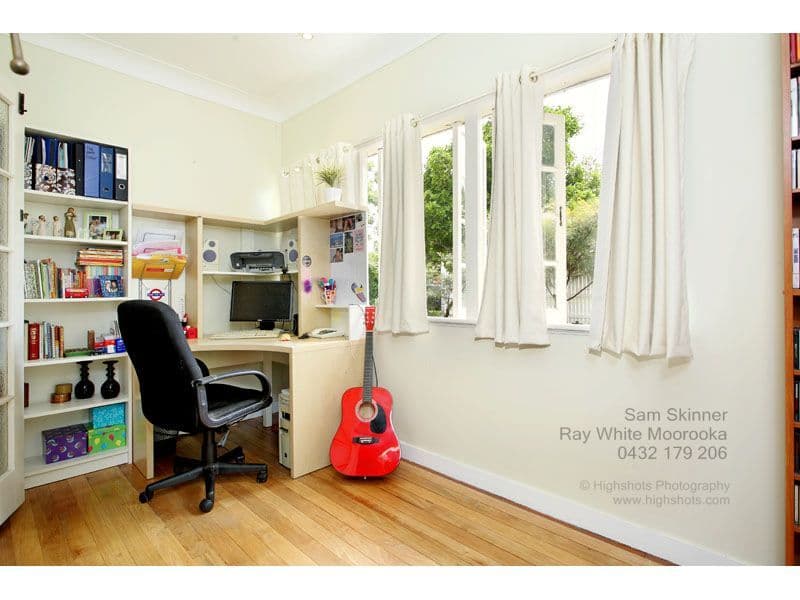 215  Lillian Avenue, SALISBURY QLD 4107, Salisbury - Thumbnail 3