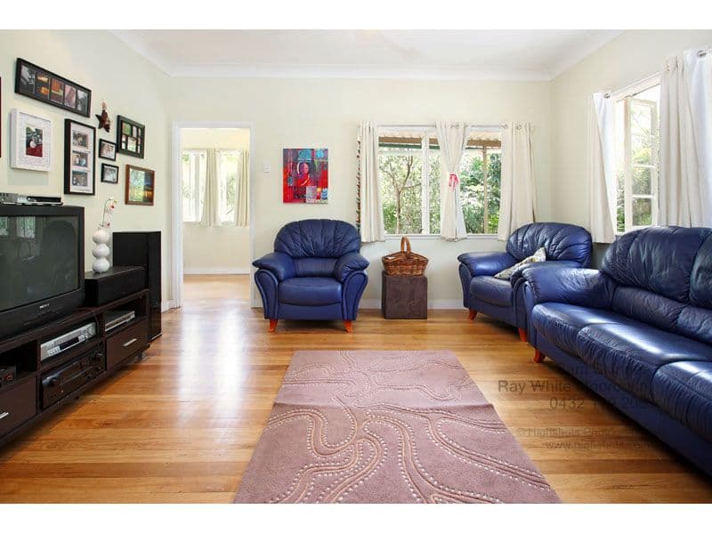 215  Lillian Avenue, SALISBURY QLD 4107, Salisbury - Thumbnail 4