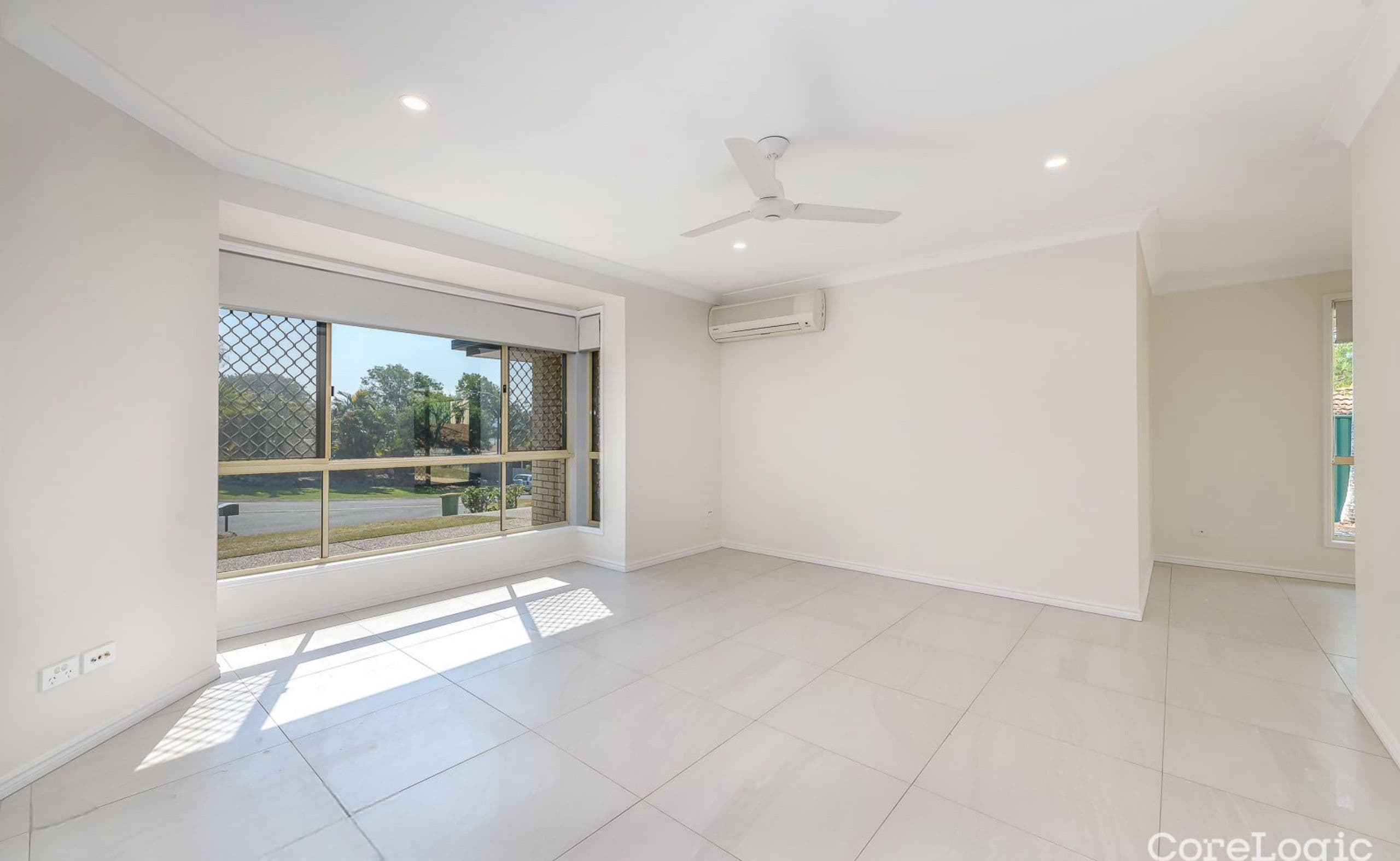 13 Marilyn Monroe Court, Parkwood QLD 4214, Parkwood - Thumbnail 2