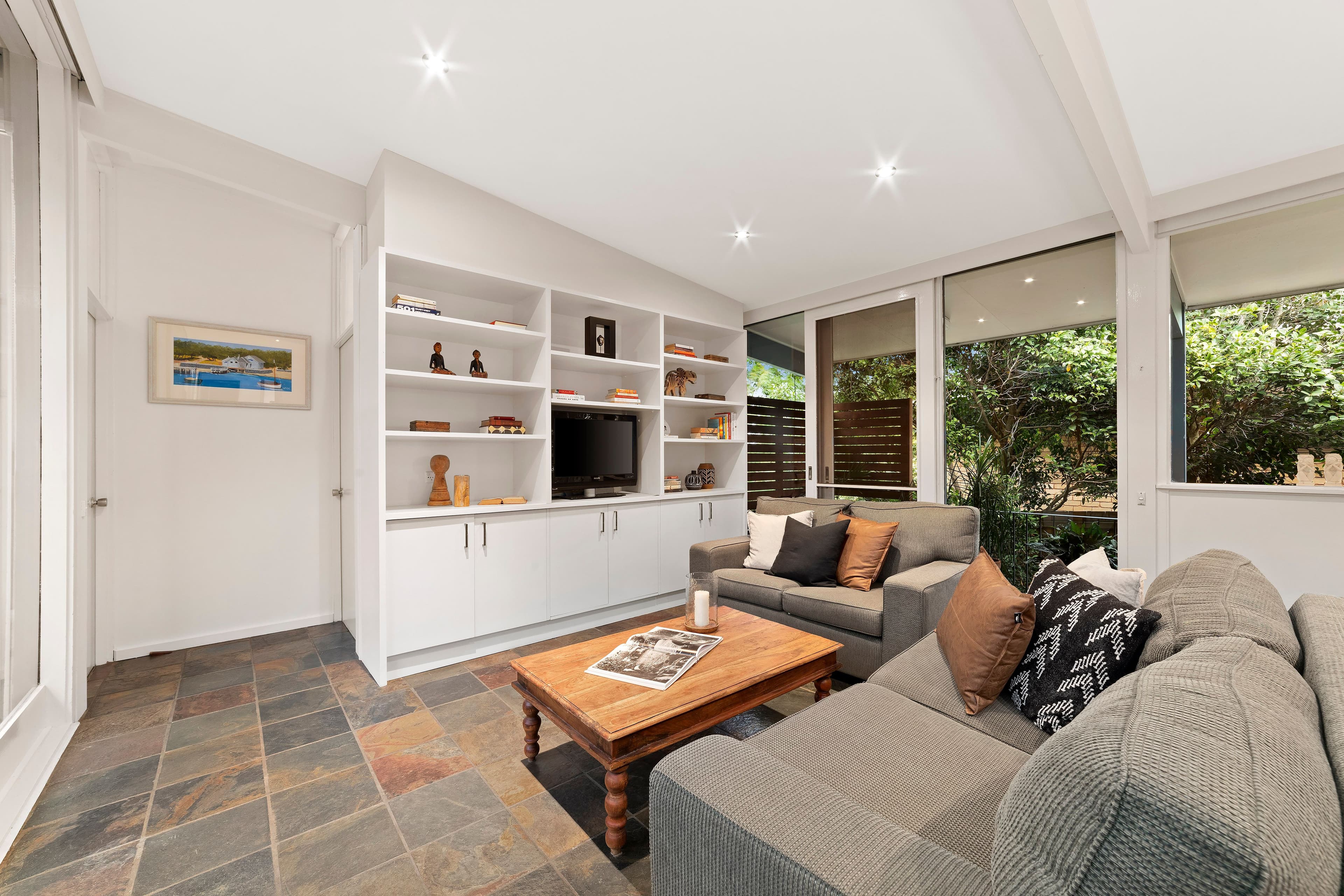32 Robern Parade, Viewbank VIC 3084, Viewbank - Thumbnail 4