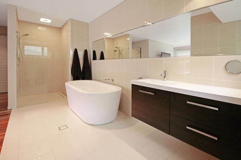 8 Yarrawonga Drive, MOLLYMOOK NSW 2539, Mollymook Beach - Thumbnail 8