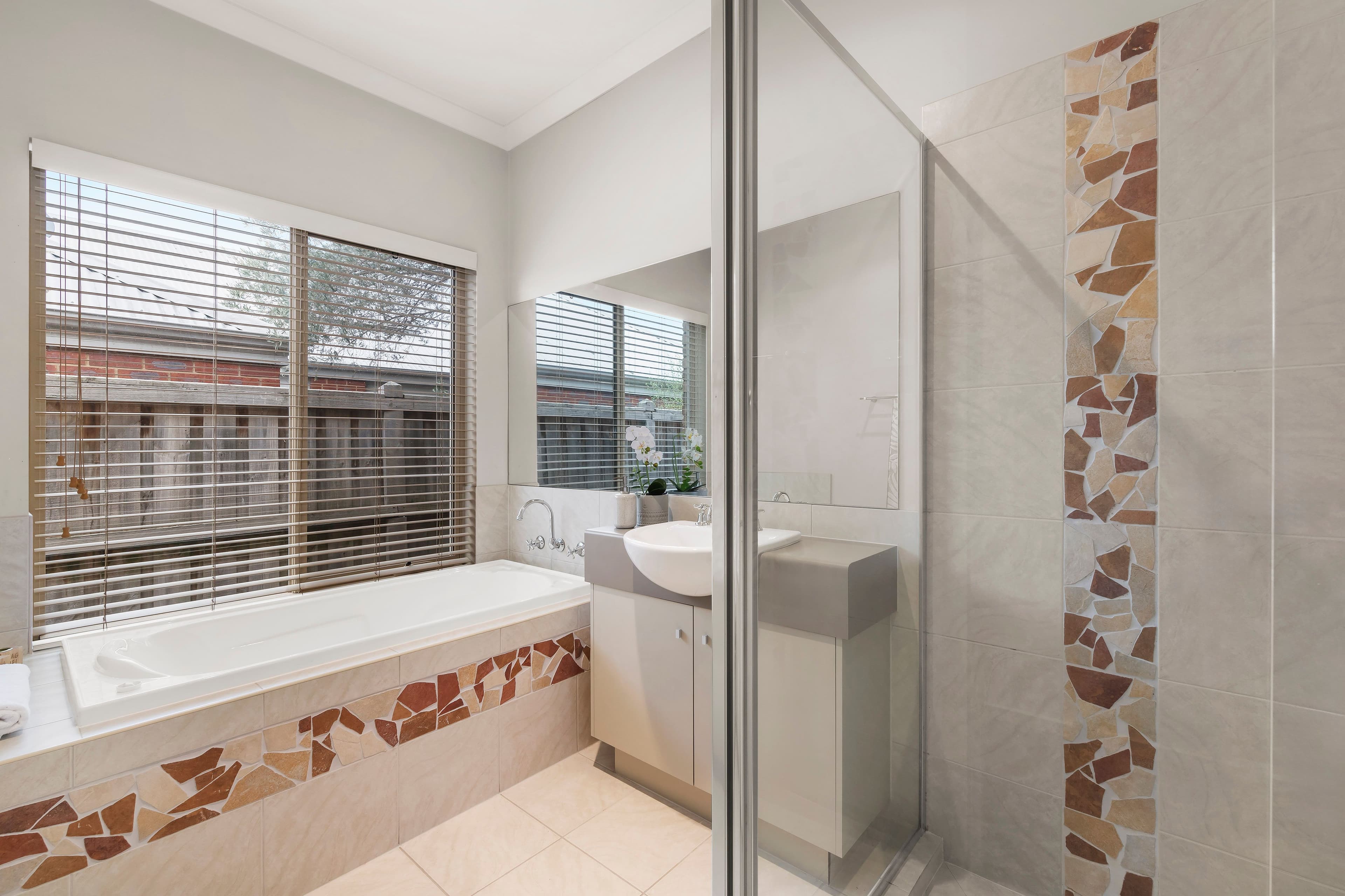 4 Scarborough Terrace, Craigieburn VIC 3064, Craigieburn - Thumbnail 7