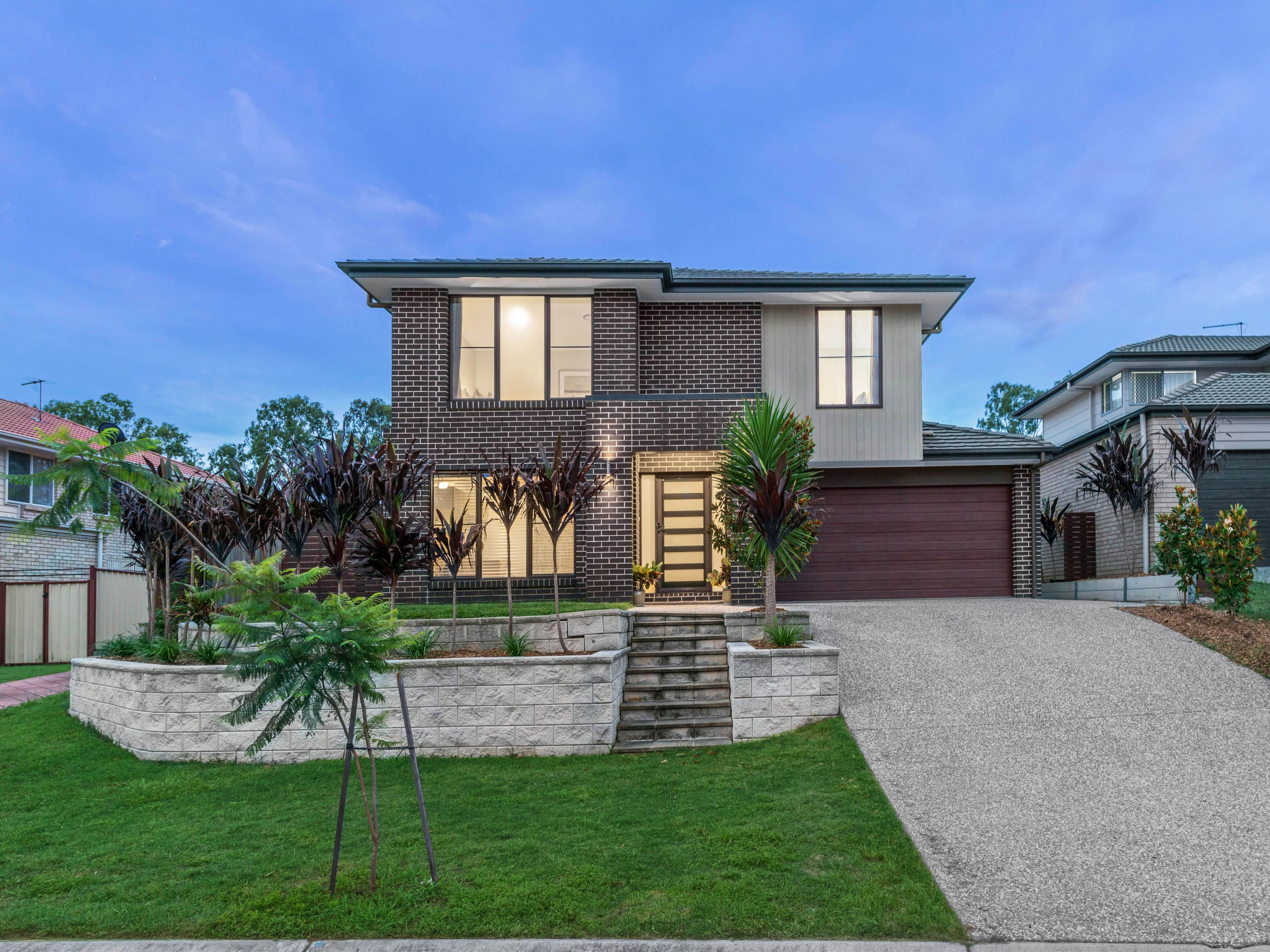 15 Mizen Place, Holland Park West QLD 4121, Holland Park West - Image 1
