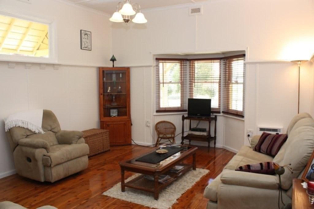 118. John Street, Corowa NSW 2646, Corowa - Thumbnail 2