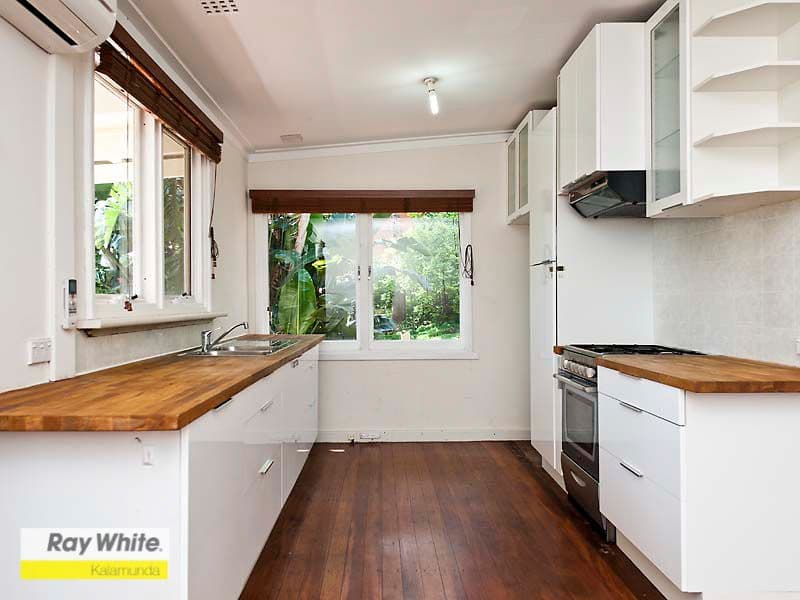 98 Peet Road, Roleystone WA 6111, Roleystone - Thumbnail 4