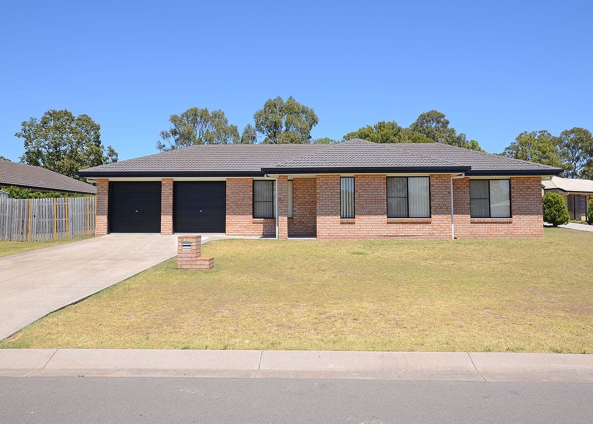 13 Topaz Circuit, Urangan QLD 4655, Urangan - Thumbnail 2