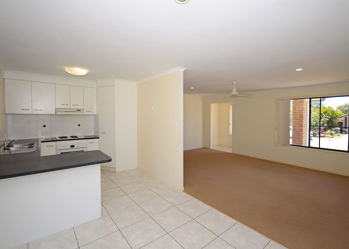 13 Topaz Circuit, Urangan QLD 4655, Urangan - Thumbnail 4