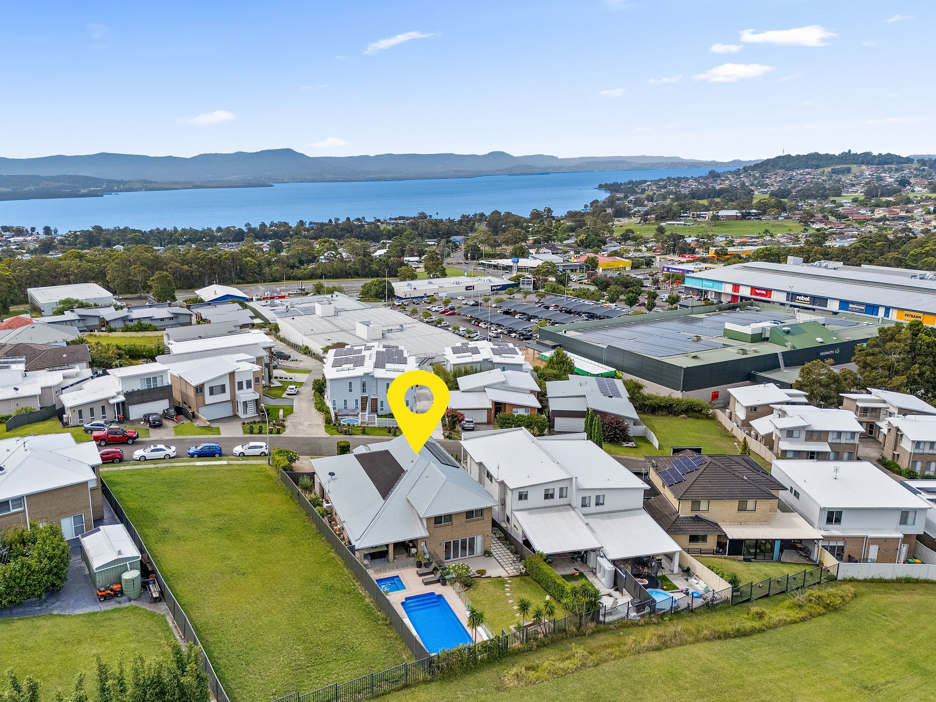 11 Falcon Street, Blackbutt NSW 2529, Blackbutt - Image 1