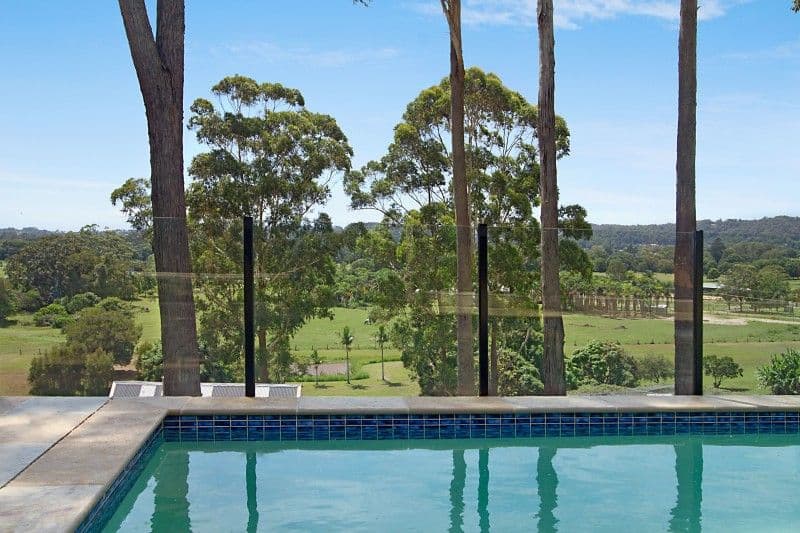 8  Joyce Court, TALLEBUDGERA VALLEY QLD 4228, Tallebudgera - Thumbnail 4