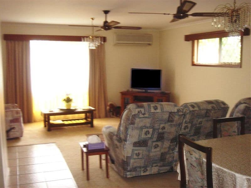 5 Totness Street, SCARNESS QLD 4655, Scarness - Thumbnail 2