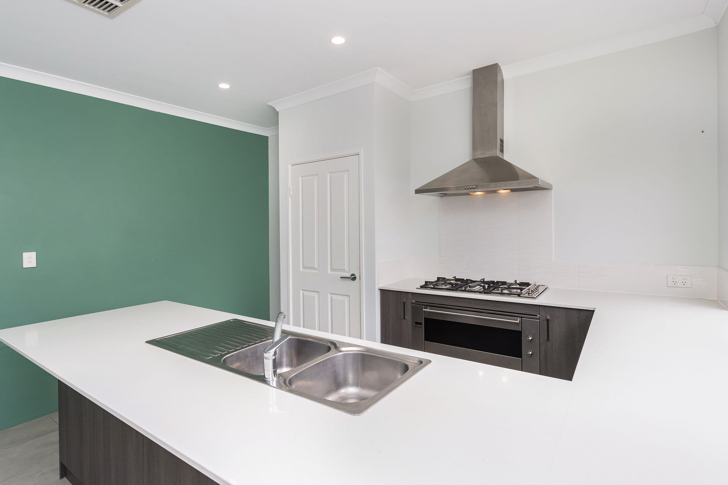 8 Carville Way, Baldivis WA 6171, Baldivis - Thumbnail 2
