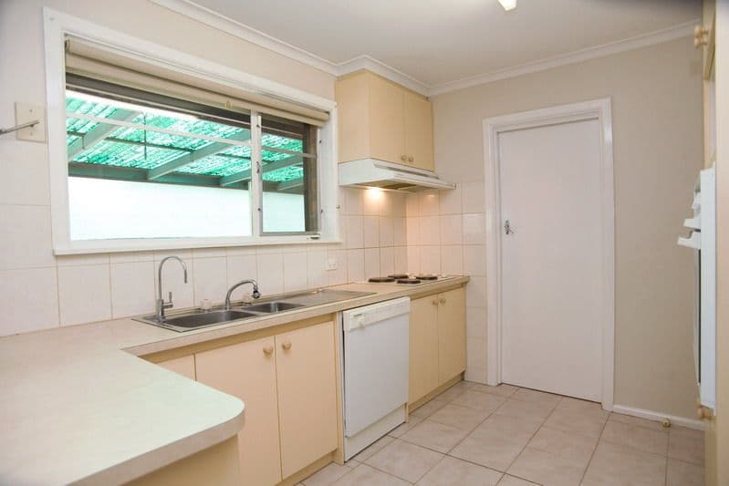 19 Lloyd Avenue, EPPING VIC 3076, Epping - Thumbnail 2
