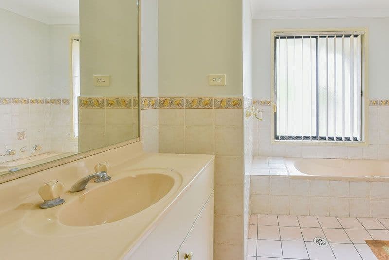 8 Spring Hill Circle, Currans Hill NSW 2567, Currans Hill - Thumbnail 8